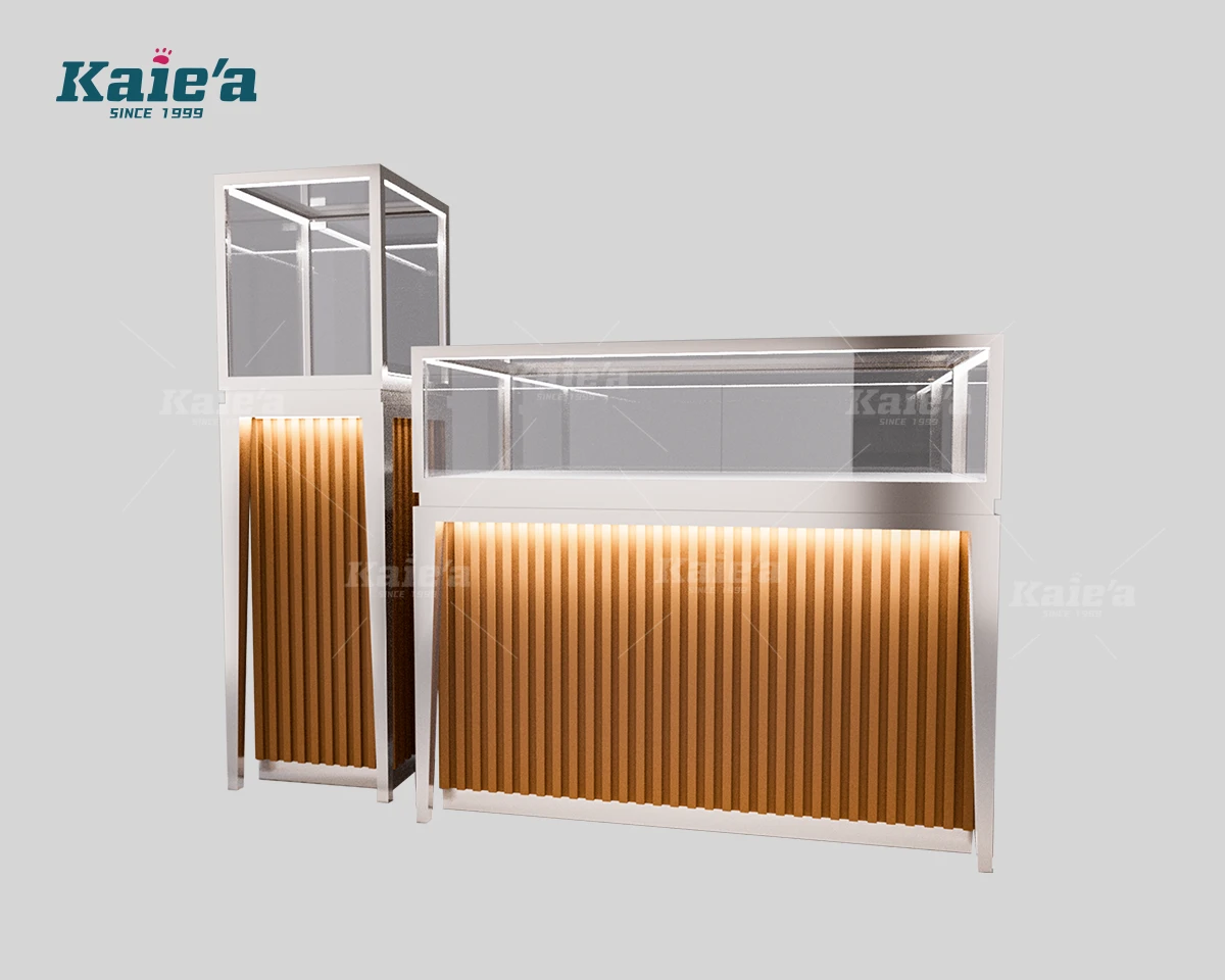Combo de escaparate de joyer&iacute;a con listones de madera en niveles