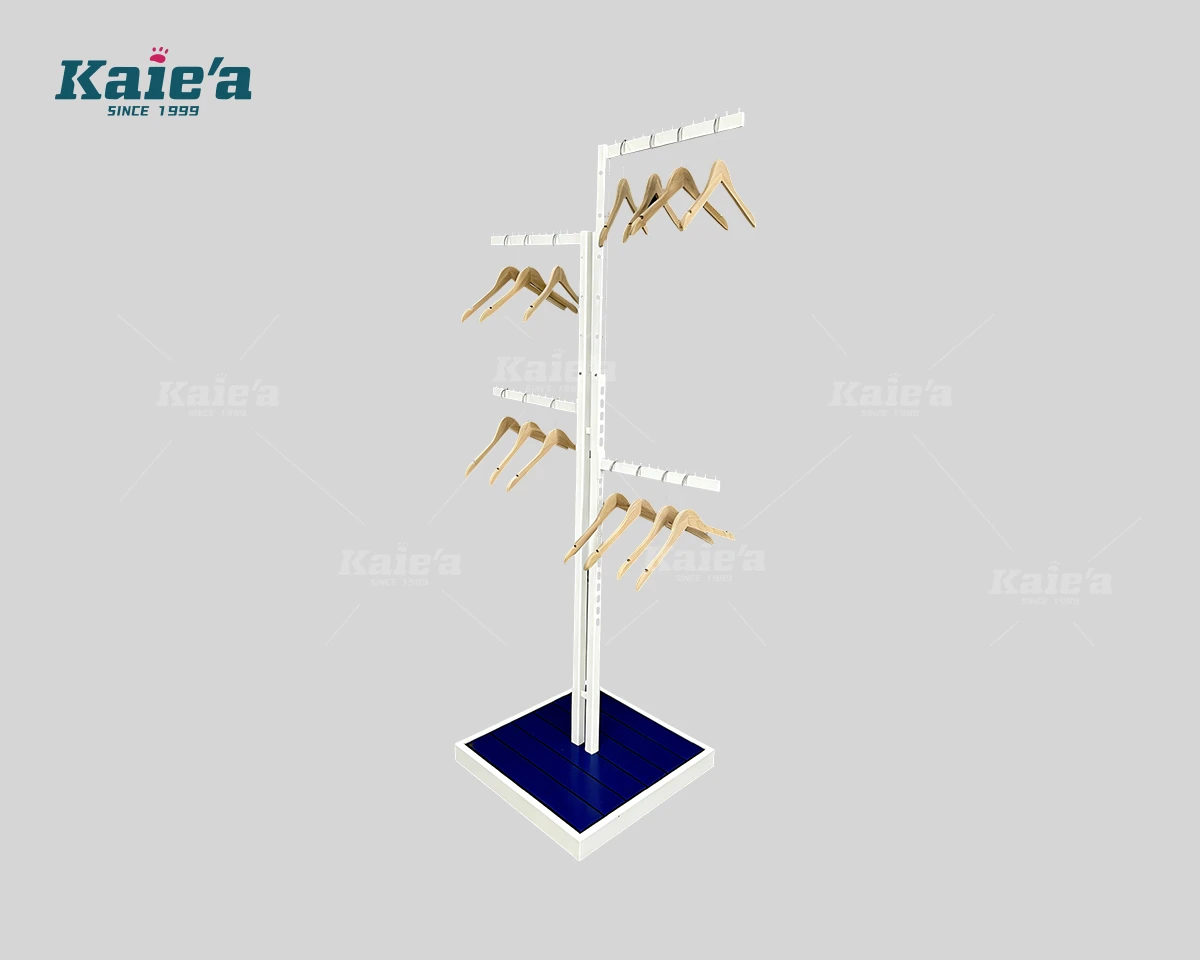 &Aacute;rbol de exhibici&oacute;n de ropa ramificado